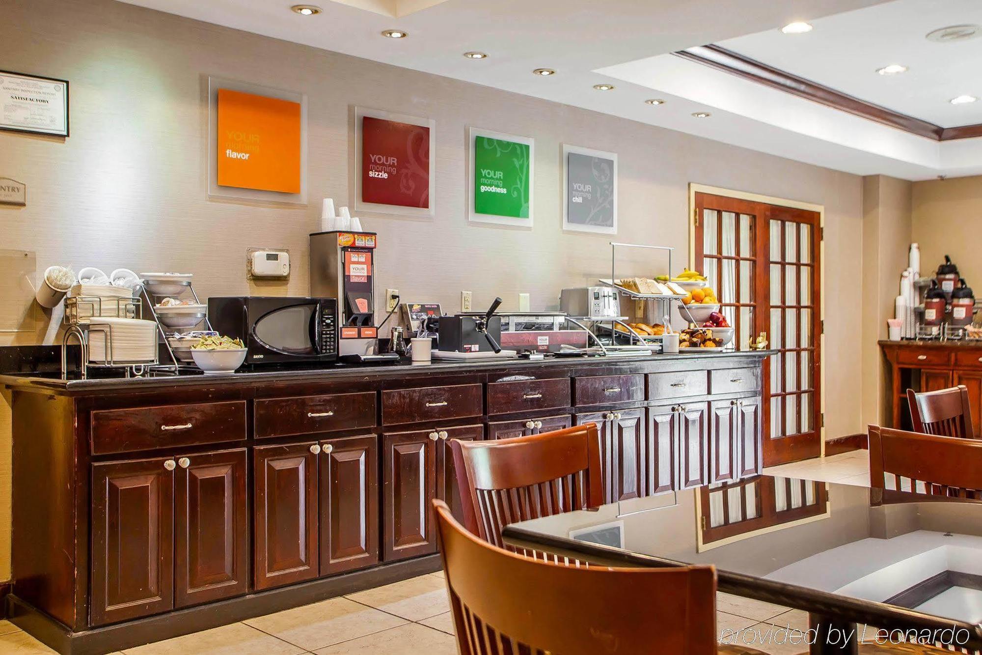 Comfort Suites East Brunswick - South River Экстерьер фото